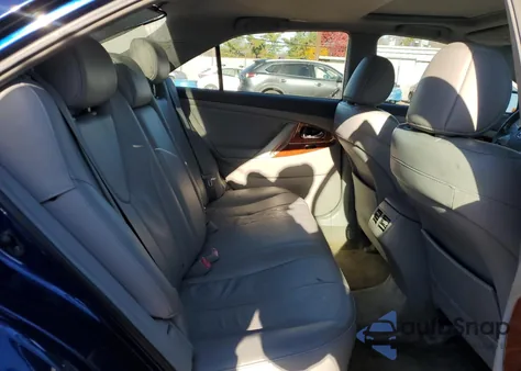 2008 Toyota Camry Le z USA, uszkodzony, nr VIN 4T1BK46K08U057768